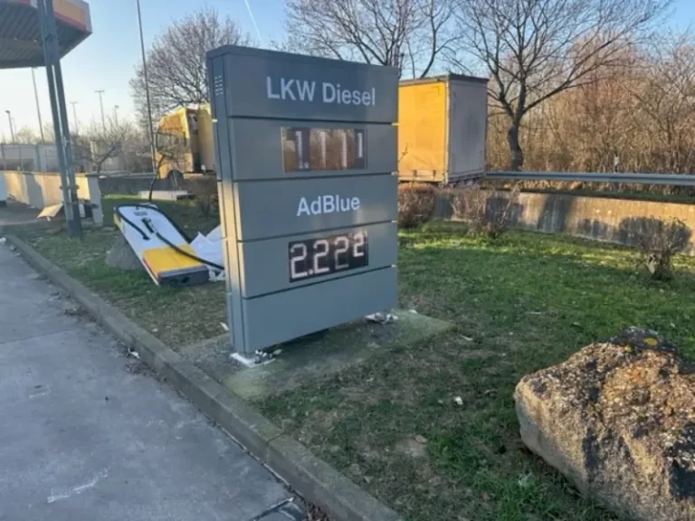 LED Kunde Tankstelle