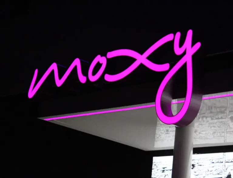 Moxy